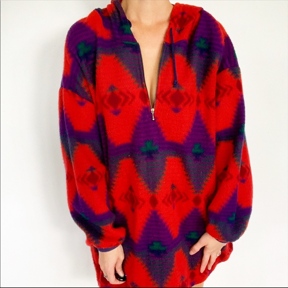 Vintage red tribal print pullover fleece size XL